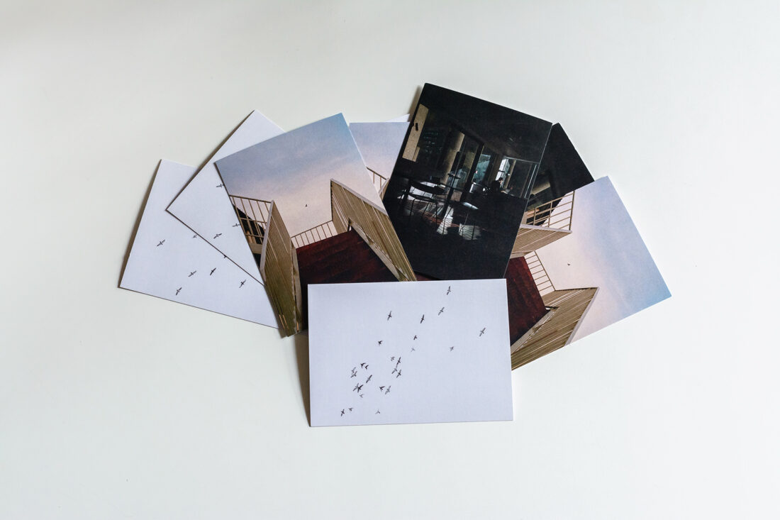 Product image of a postcard printed by blume magazine.